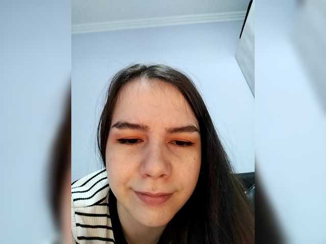 Lona-S's BongaCams show and profile