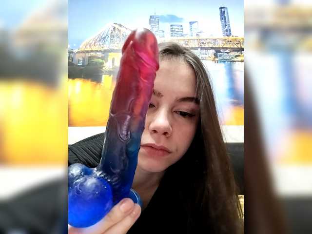 Lona-S's BongaCams show and profile