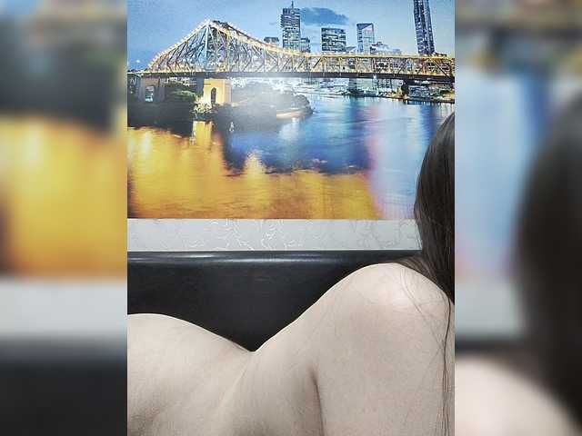 Lona-S's BongaCams show and profile