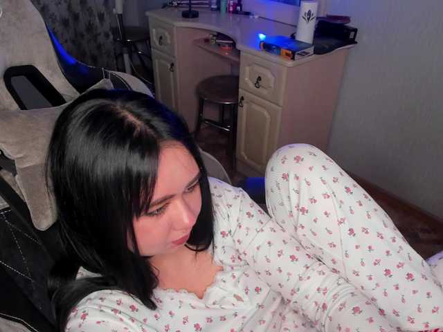 -Carolina-'s BongaCams show and profile