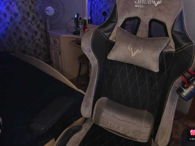 -Carolina-'s BongaCams show and profile