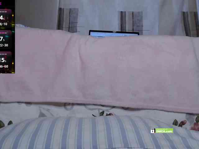 Angelina-1-7 webcam