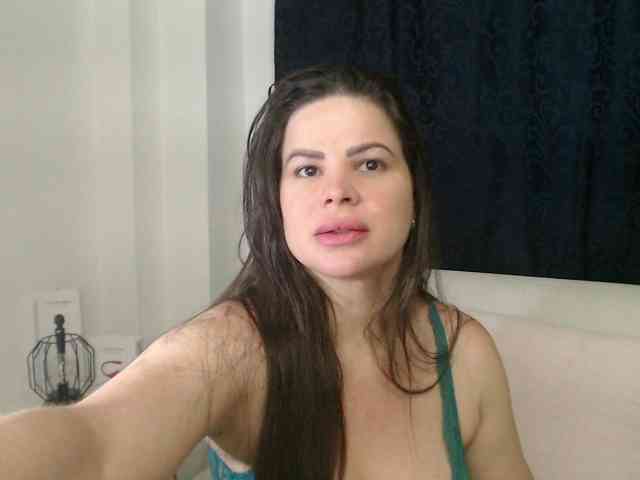AliceBraga webcam