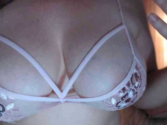 AliceBraga webcam