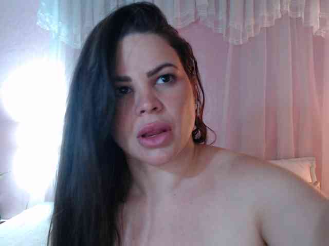 AliceBraga webcam