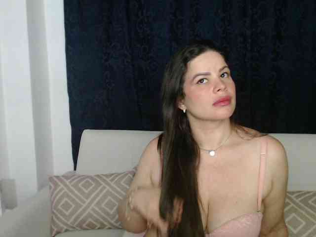 AliceBraga webcam