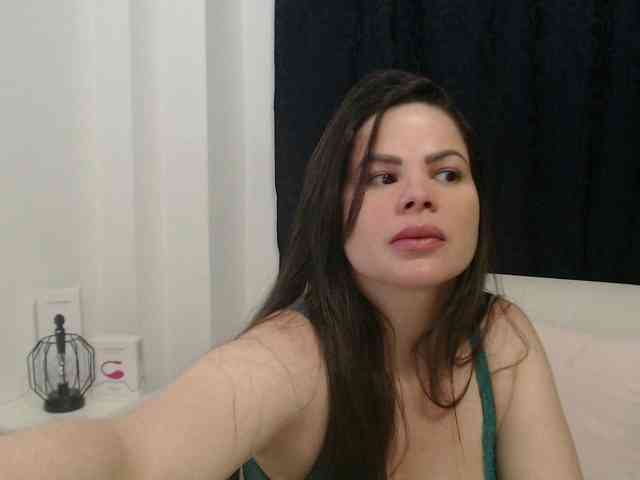 AliceBraga webcam