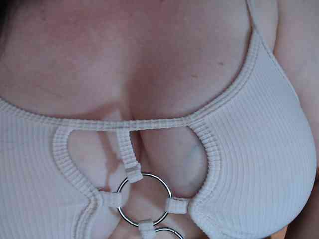 AliceBraga webcam