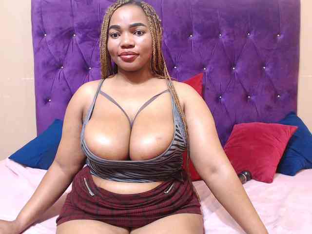 free live video chat Sexyeboncurvy