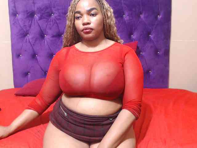 sexyeboncurvy