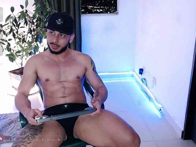 Steven-tyler Live Webcam on BongaCams