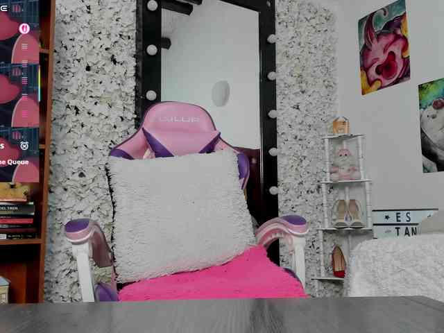 Jessica-Angel webcam