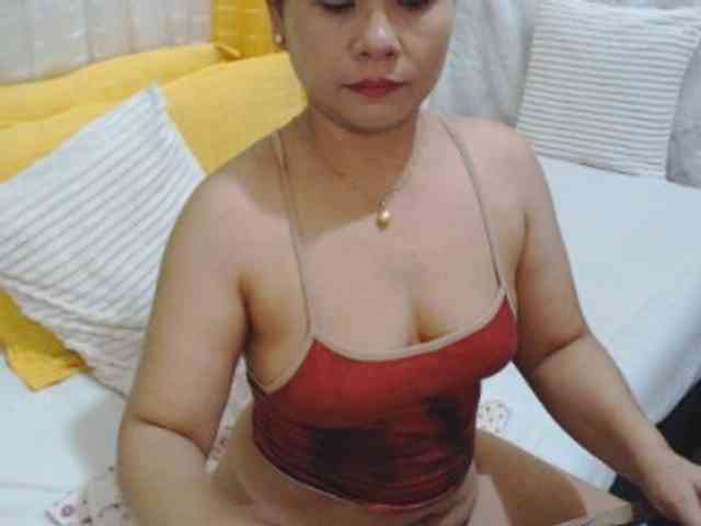 junglejen Live Webcam on BongaCams