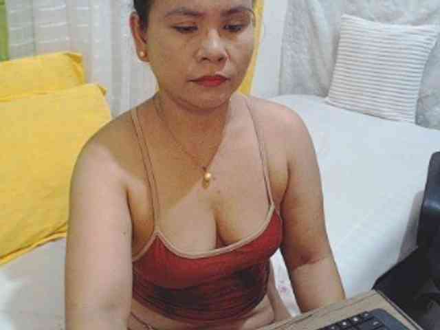 junglejen Live Webcam on BongaCams