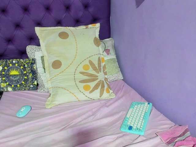 MargothClain's BongaCams show and profile