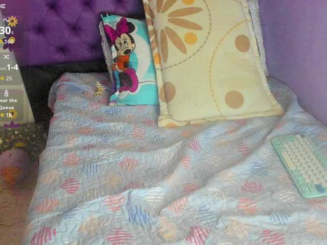 MargothClain's BongaCams show and profile