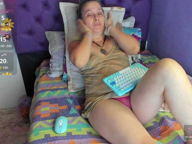 MargothClain's BongaCams show and profile