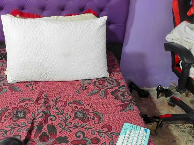MargothClain webcam