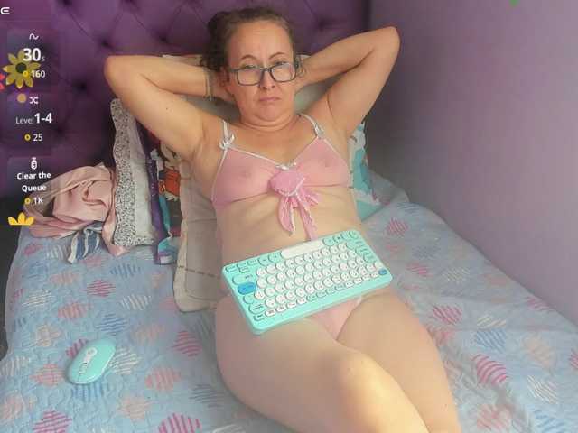 MargothClain's BongaCams show and profile