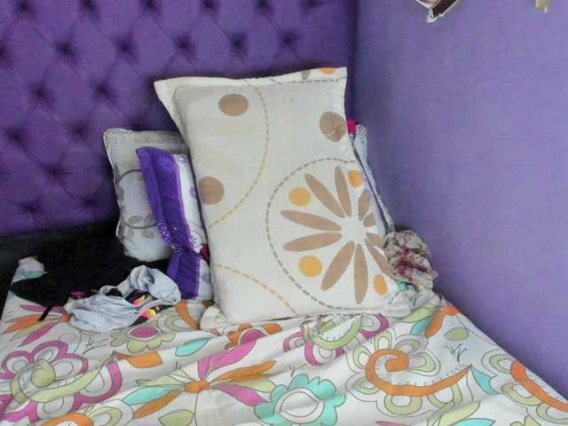 MargothClain's BongaCams show and profile