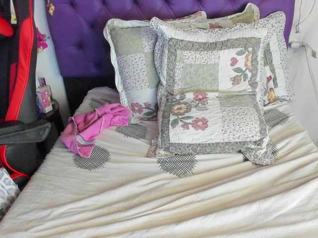 MargothClain's BongaCams show and profile