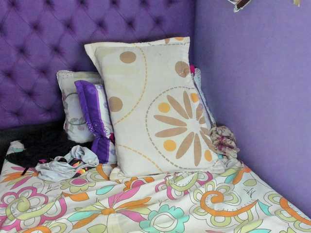 MargothClain's BongaCams show and profile