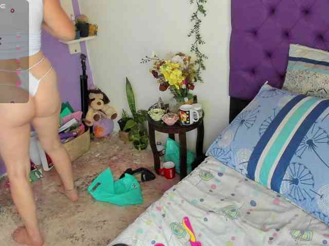 MargothClain webcam