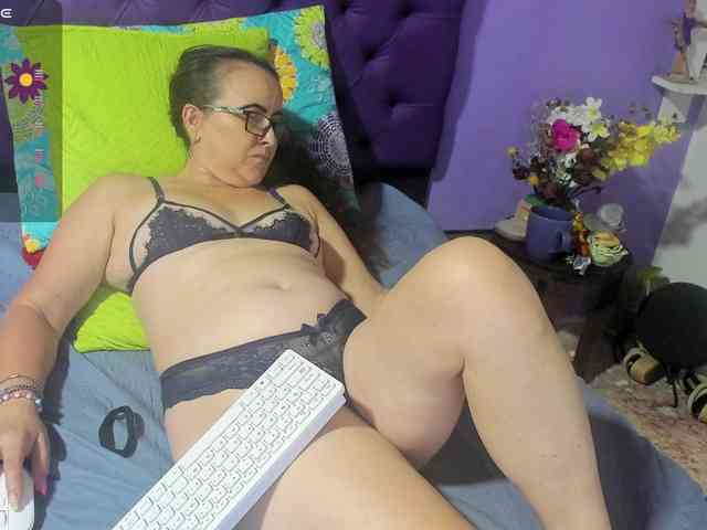 MargothClain webcam