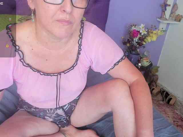 MargothClain Live Webcam on BongaCams