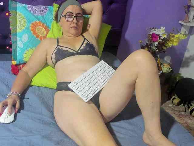 MargothClain webcam