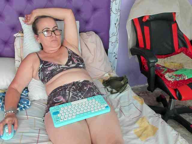 MargothClain webcam