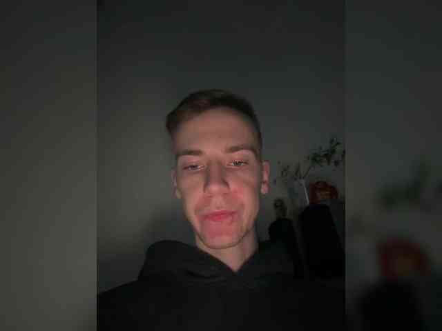 Daniel-yan1 Live Webcam on BongaCams