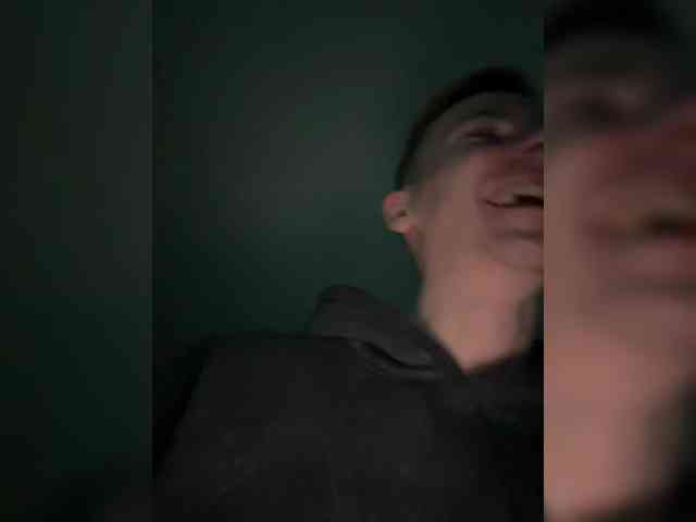 Daniel-yan1 Live Webcam on BongaCams