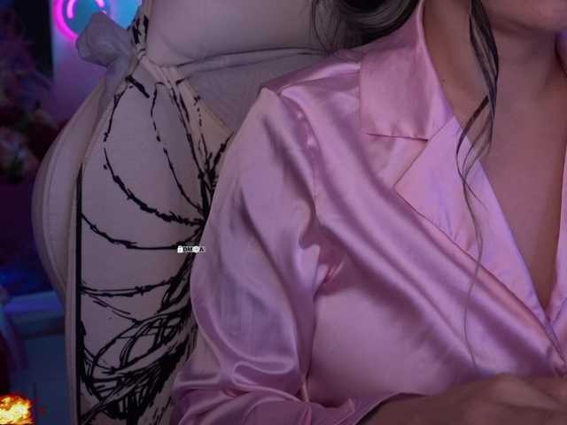 your-red-wine's BongaCams show and profile