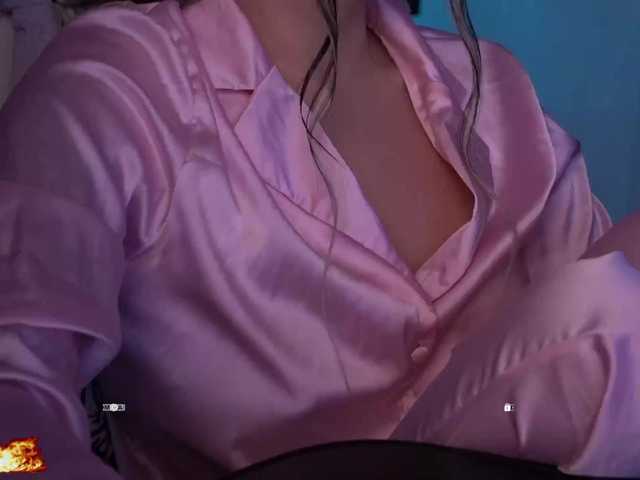 your-red-wine's BongaCams show and profile