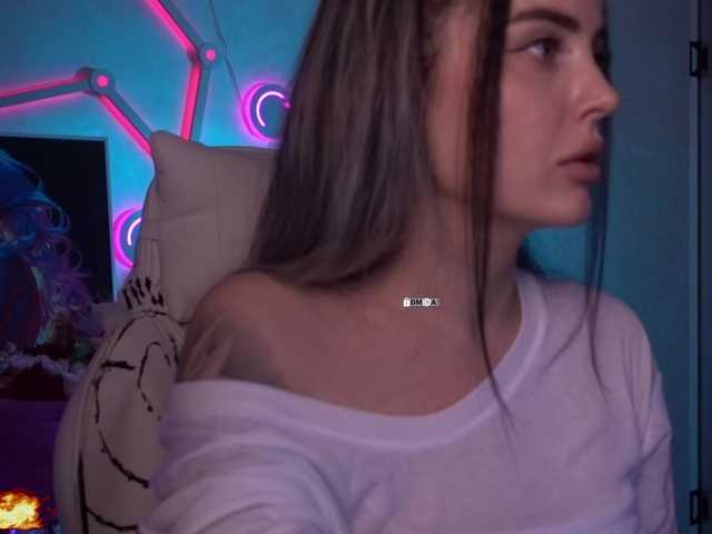 your-red-wine's BongaCams show and profile