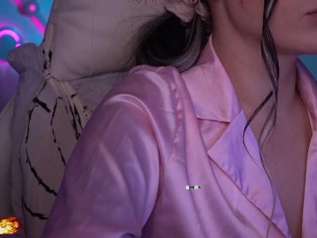 your-red-wine's BongaCams show and profile