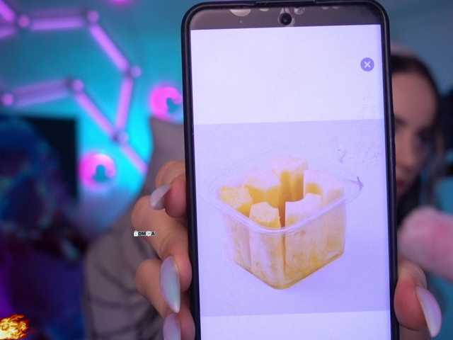 your-red-wine's BongaCams profile