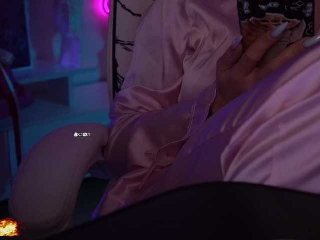 your-red-wine's BongaCams show and profile