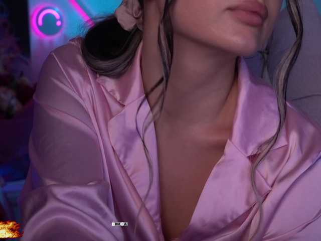 your-red-wine's BongaCams show and profile