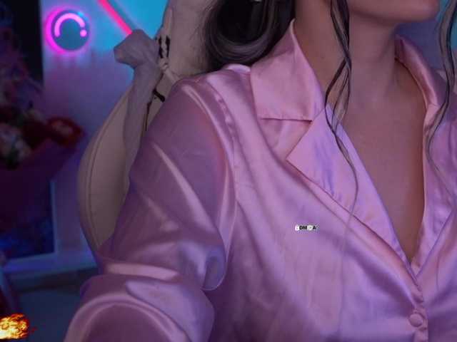 your-red-wine's BongaCams show and profile