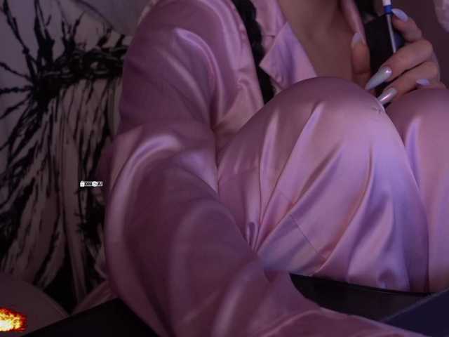 your-red-wine's BongaCams profile