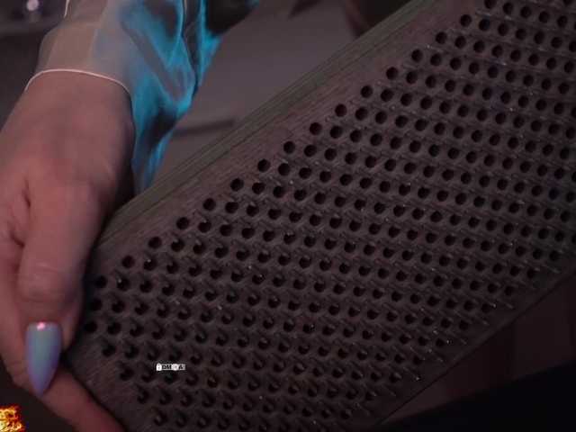 your-red-wine's BongaCams show and profile