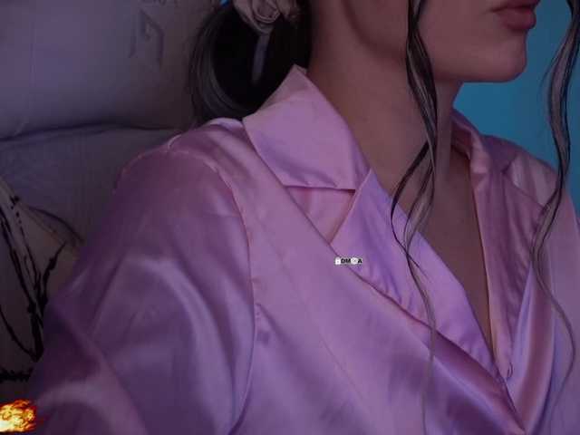 your-red-wine's BongaCams show and profile