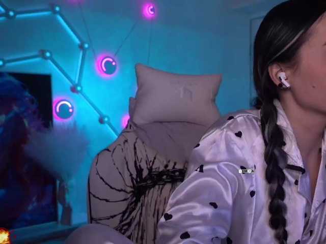 your-red-wine's BongaCams show and profile