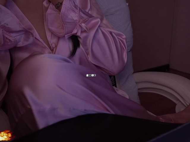 your-red-wine's BongaCams profile