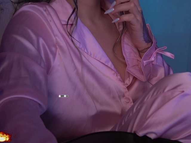 your-red-wine's BongaCams show and profile