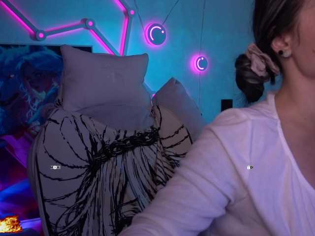 your-red-wine's BongaCams show and profile