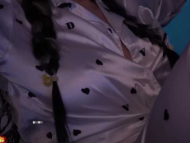 your-red-wine's BongaCams show and profile