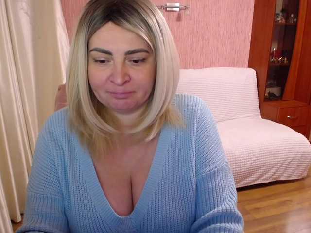 -MeowMeow-'s BongaCams show and profile